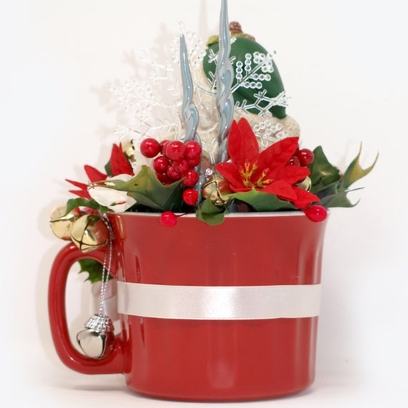 Holiday Floral Arrangement In Vintage Red Mug, vintage Santa Claus figurine - Picture 5 of 10